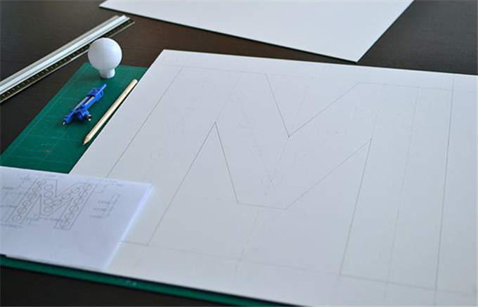 10張圖教你制作一款個性字母燈
