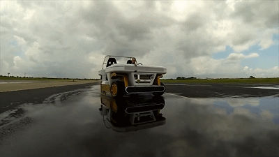 NASA研發新型車，可橫向行駛可原地旋轉，漂移過彎很輕松